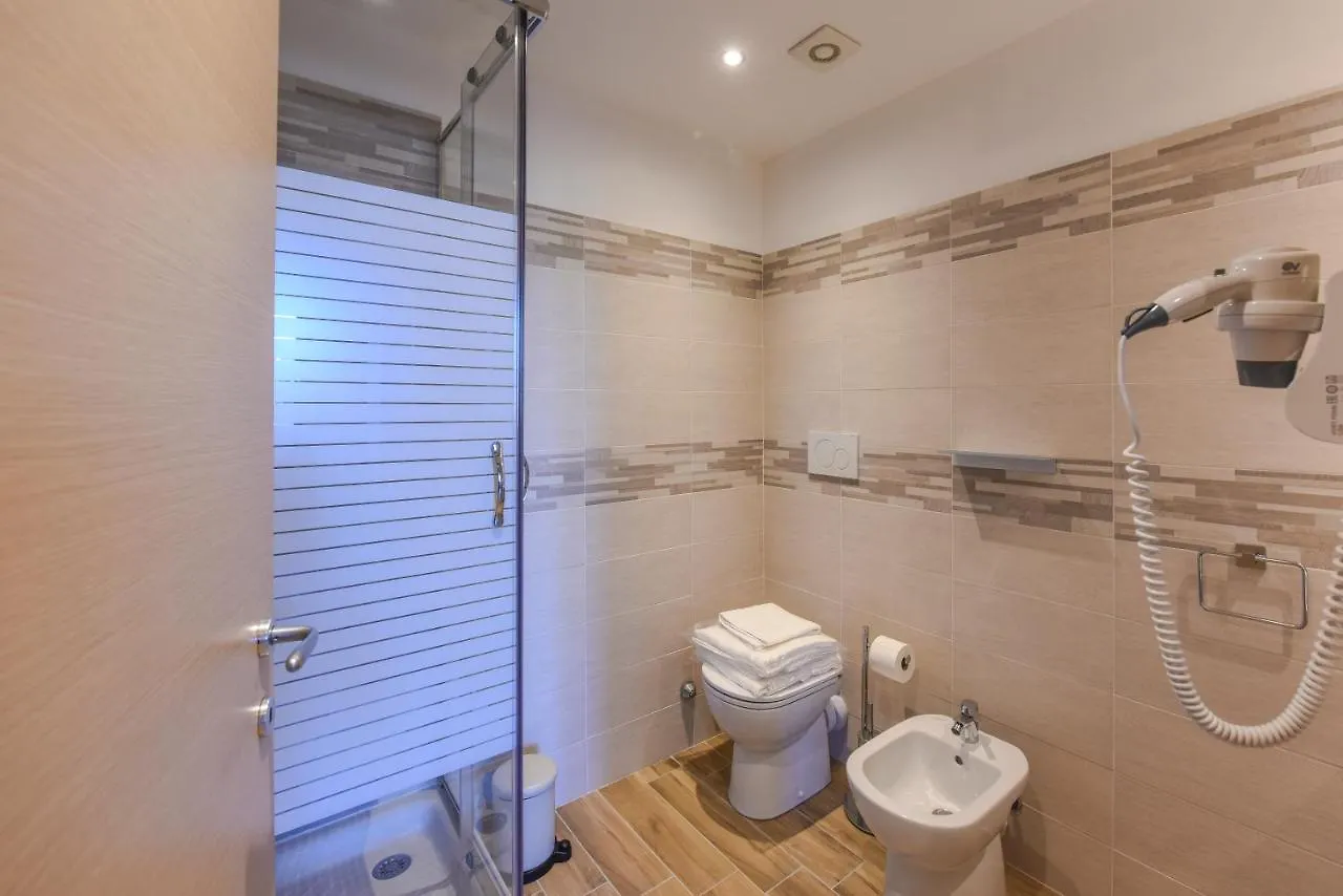 Happy Residence Milano Cesano Maderno Italien